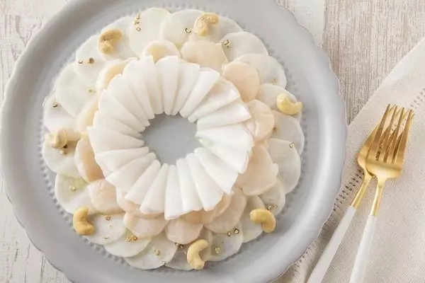 カブとホタテのホワイトリースサラダ