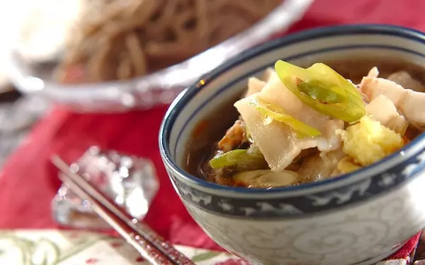 あっという間に完食、パンチのある味わいがくせになる「肉つけそば」