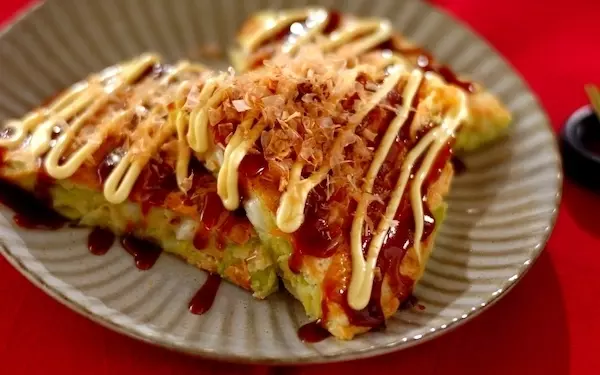 いつものお好み焼きがボリューミーに、めんたい「餅お好み焼き」