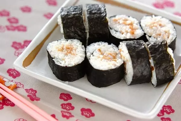 イカ梅のり巻き