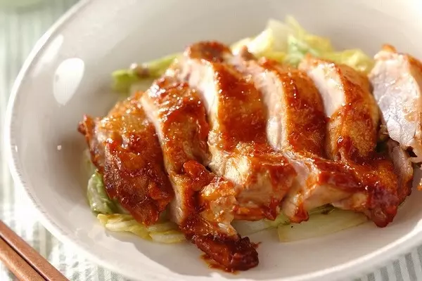 鶏肉のケチャップ煮