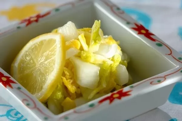 白菜のレモン浅漬け