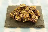 ダイエット効果を高める間食とは？「ナッツとレーズンのローチョコ」【コロナ太り解消　ダイエットレッスン　Vol.7】