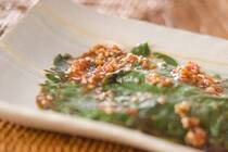 日本古来の保存食である漬物は、免疫力を高めてくれると言われている発酵食品で、その栄養価が見直され、食卓に登場する回数が昔に比べて増えたのではないかと思います。