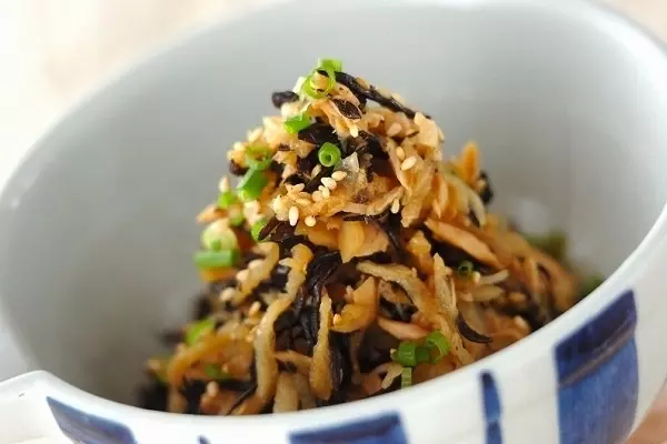 切干大根・ヒジキ・ツナのサラダ