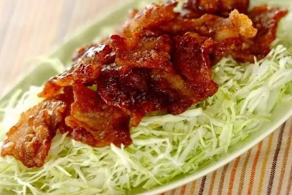 カリカリ豚サラダ