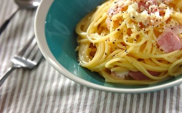 チーズにこだわることで美味しさ倍増、クリーミー「カルボナーラ」