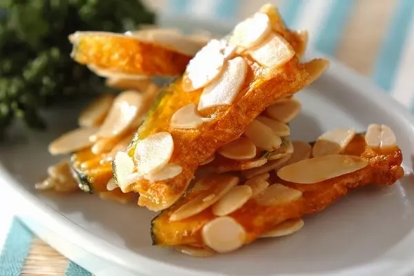 パンプキンアーモンド揚げ