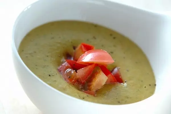 アボカドとトマトのサッパリ&クリーミースープ