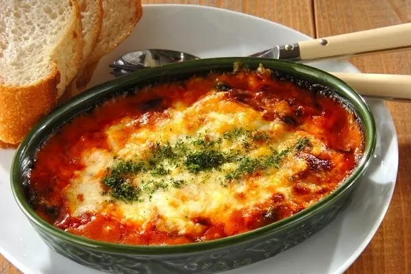 豆腐のミートソースグラタン