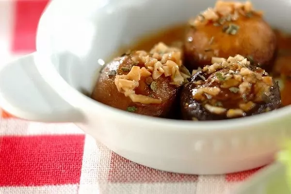 ブラウンマッシュルームのセゴビア風