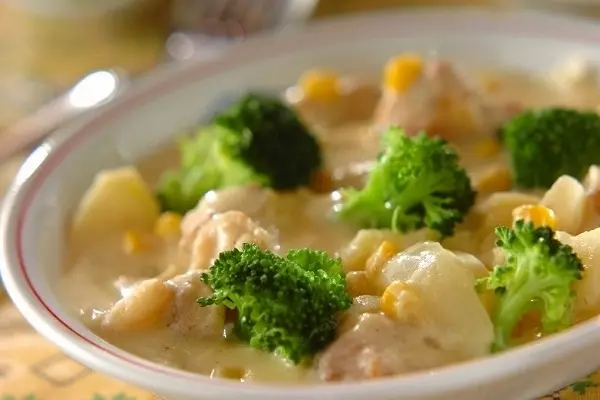 コーンクリームシチュー