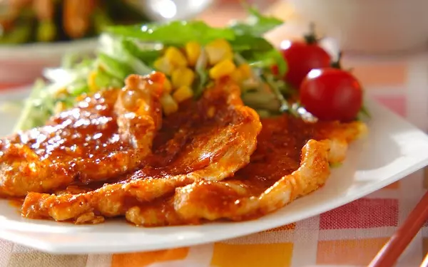 まるでレストランのメニューのよう！　リピ決定の「豚の洋風ショウガ焼き」