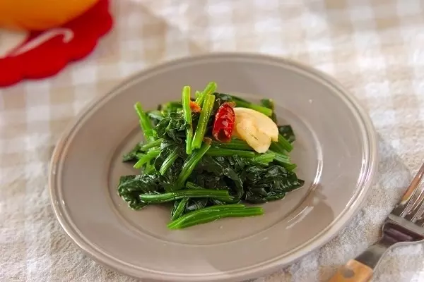 ホウレン草のアーリオオーリオ