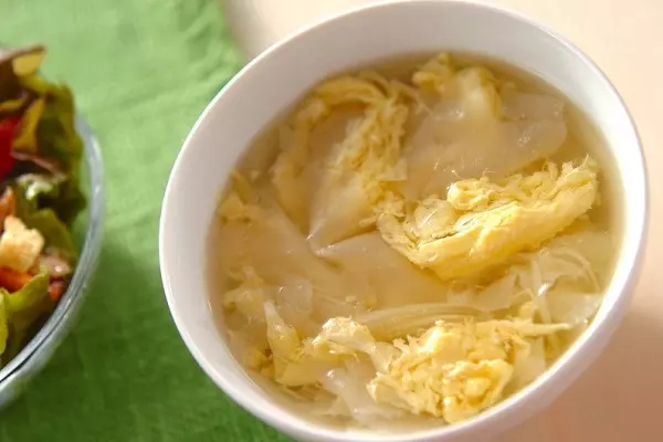 ライスペーパー入りスープ