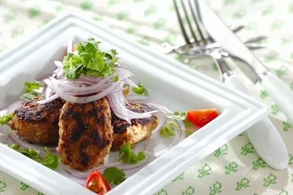 ひとくちエスニック風ハンバーグ