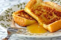 暑かった夏はあっという間に過ぎ去り、季節は秋。<br />寒くなった朝晩は、特にベッドから出たくありませんが、週末の遅く起きた朝は、優雅にホテル風なフレンチトーストブランチはいかがでしょうか。