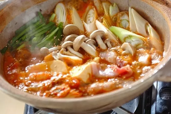 豆腐と豚肉のチゲ鍋