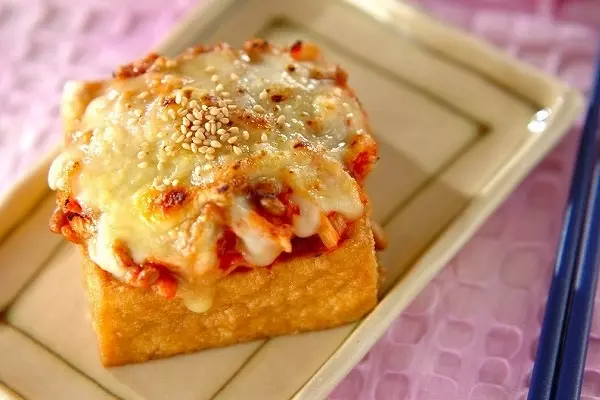 厚揚げのキムチーズ焼き
