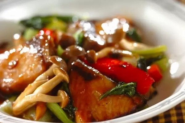 ブリの甘辛オイスター炒め