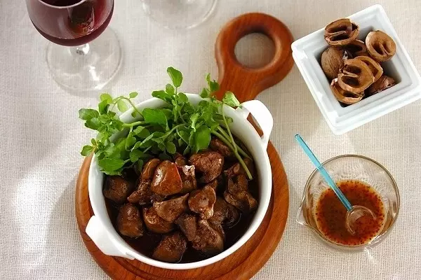 レバーのコンフィバルサミコしょうゆ漬け