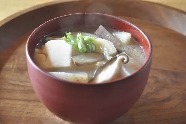 具だくさん!みそけんちん汁