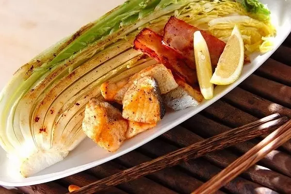 サーモンと白菜のソテー