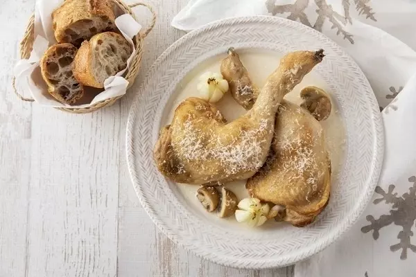 ホワイトソースのローストチキン