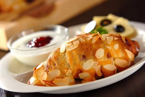 クロワッサンアマンド