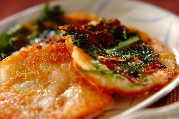 春菊とジャガイモの和風チヂミ