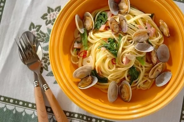春菊とアサリのパスタ