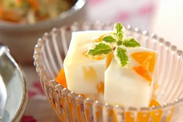 フルーツ牛乳かん