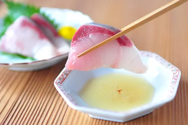 やみつきになる！ブリの刺身