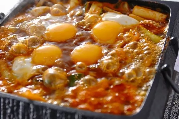 豆腐のピリ辛みそ鍋