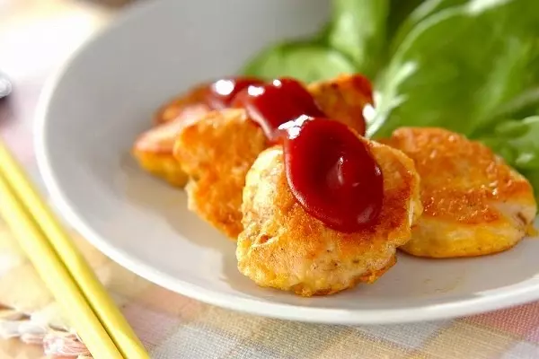 ふんわりヘルシー！鶏ささみのチーズピカタ