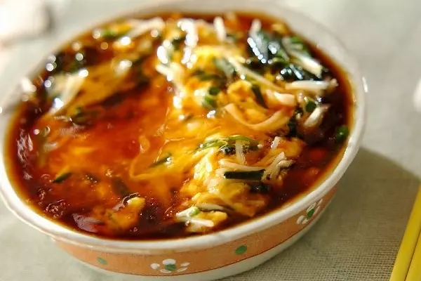 モヤシとニラの卵とじ丼