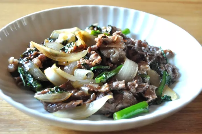 牛肉と春菊の炒め煮