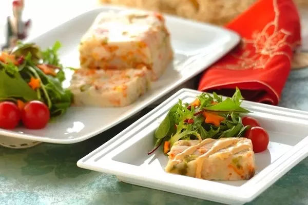 クリスマスに 海の幸とピスタチオのテリーヌ