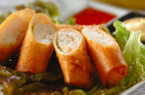 ふわふわ食感の「ハンペン」はおでんだけでなく、フライや、照り焼きなど、しっかりおかずに大変身してくれます。<br />高タンパクで低脂質、おまけに低カロリーなのでダイエット中の方でもストレスフリーで頂けますよ。<br />今日何作ろうかなと迷った時や、お給料日前でお財布がピンチの時は「ハンペン」レシピがオススメ！