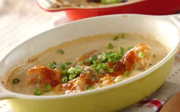 意外な組み合わせを楽しめる、手間をかけずに作れる「肉じゃがグラタン」