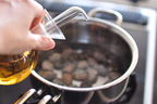 あさりの味噌汁＋酢でカルシウムアップ！「酢入りあさりの味噌汁」の作り方