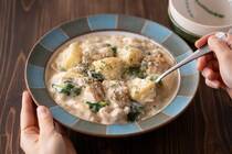 こんにちは！もあいかすみです！暖かいクリームにはこれからの季節とっても食べたくなりますよね！普段のご飯からクリスマスなどのイベントにもいけちゃう絶品料理をご紹介します！