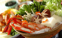 自宅で食べる「カニ料理」といえば、カニ鍋やカニタマが思い浮かびますよね。しかし、カニを使った料理は想像以上にバリエーションが豊富です。そこで今回は、旨味あふれる「カニ料理」を【31選】ピックアップ。