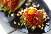 正月にも【マグロの人気レシピ】36選　〜サラダや丼、ステーキやカツなどアレンジ色々〜