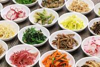 【ナムル45選】子どもも野菜をパクパク食べる副菜の決定版「ナムル」の人気レシピが勢ぞろい！