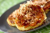 おからは豆腐を作るときに出る副産物。食物繊維が豊富でコスパも良い健康食材です。そこで今回は高タンパクで低カロリー、低糖質。お肉の代わりにかさ増しできてコスパ最高なおからで作る万能レシピを30選ご紹介します。