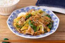 今回はご飯がとっても進んでお肉も野菜もたっぷりとれる絶品回鍋肉をご紹介します！<br />簡単なのにお店みたいなおいしさに仕上がっているからぜひ作ってみてね！