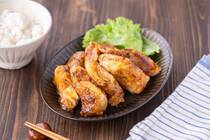 普段のおかずにもお弁当にも作り置きにも最適な最強ピリ辛おかず！ご飯がとっても進む味付けで簡単に作れちゃう、食欲ない時やご飯作るのが面倒ってときにおすすめなキムチーズ肉巻きをご紹介します♪