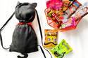 【カルディ】ハロウィンにピッタリ♡かわいい黒猫の形をした背負える「ニャップサック」登場！