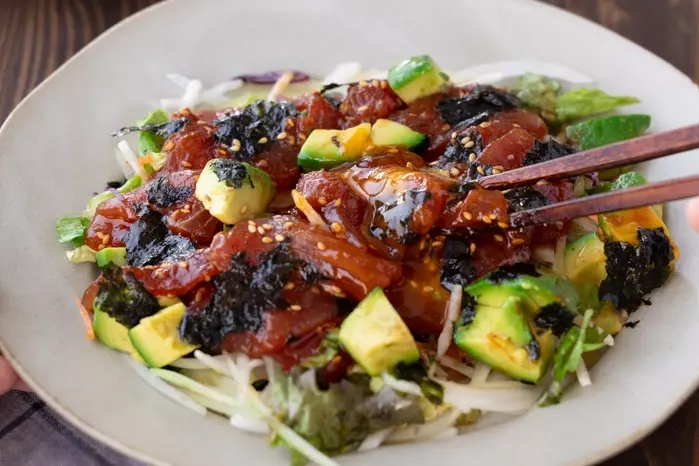 ピリ辛まぐろユッケ3